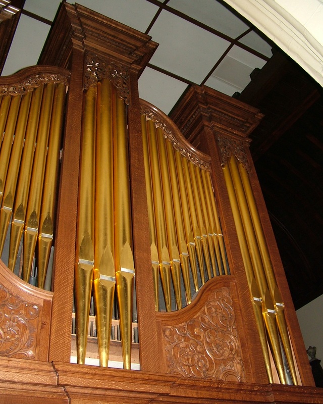 1766 Thomas Parker English Pipe Organ in St Mary & St NIcholas Parish Church Leatherhead restored by Goetze & Gwynn