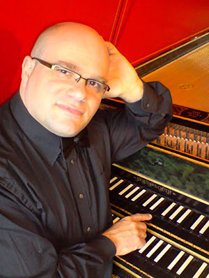 Dr Dan Tidhar, harpsichord,