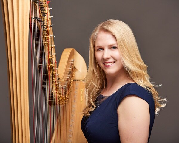 Gwenllian Llŷr, harp, harpist, Welsh, composer,