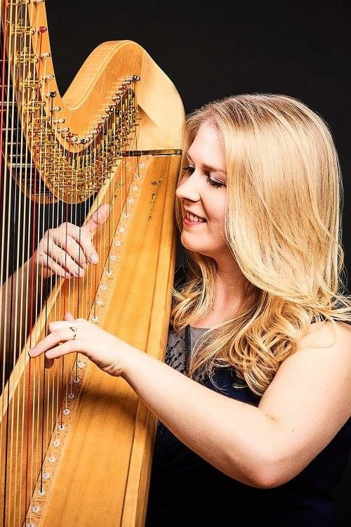 Gwenllian Llyr, harp,
