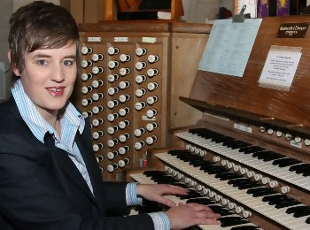 Katherine Dienes-Williams, organist, organ, master of the choristers, guildford cathedral,