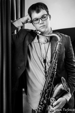 Tom Ridout, sax, tenor, saxophone, saxophonist, jazz,